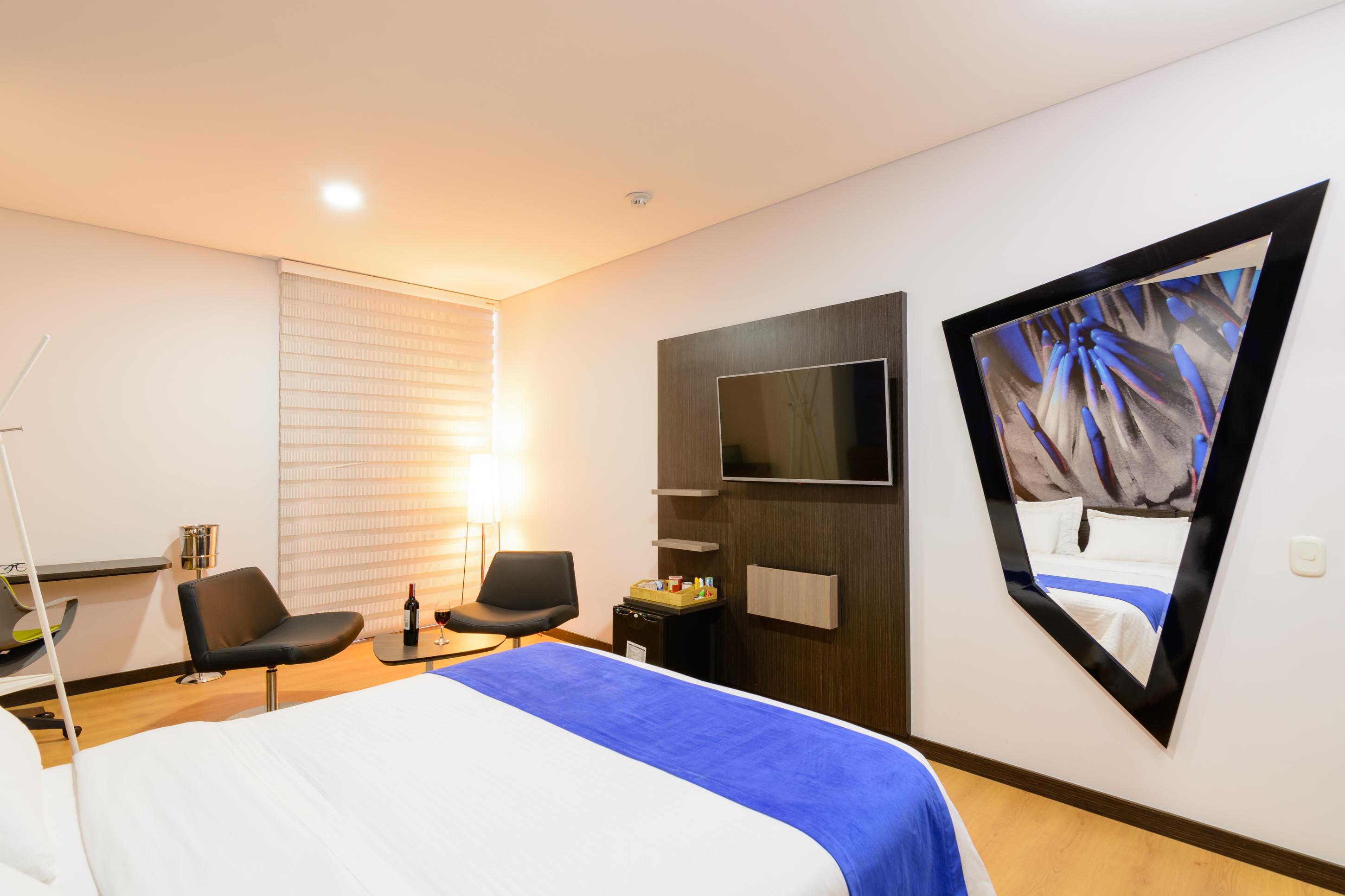 Hotel Vivre Medellin Bagian luar foto